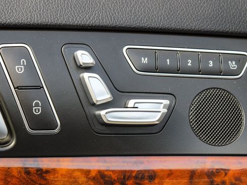 Used 2014 Mercedes-Benz SL 550 image 21