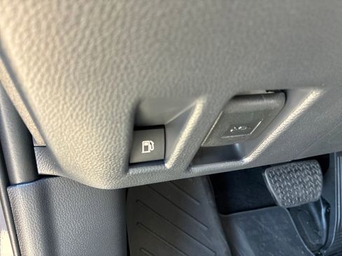 New 2026 Toyota RAV4 FWD image 38