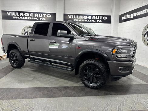 Used 2022 RAM 2500 Big Horn w/ Level C Equiment Group AWD/4WD image 2