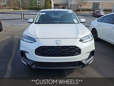 Certified 2025 Honda HR-V LX image 10