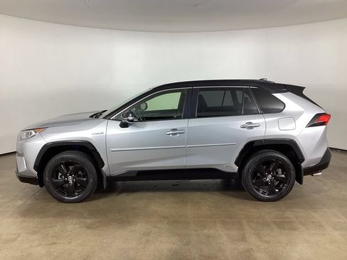 Used 2020 Toyota RAV4 XSE AWD/4WD image 17