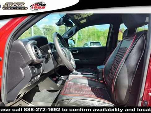Used 2023 Toyota Tacoma TRD Off-Road AWD/4WD image 15