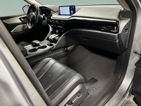 Certified 2023 Acura MDX FWD w/ Technology Package image 11