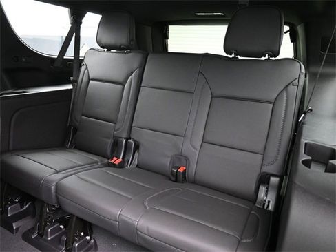New 2026 GMC Yukon XL Denali image 14