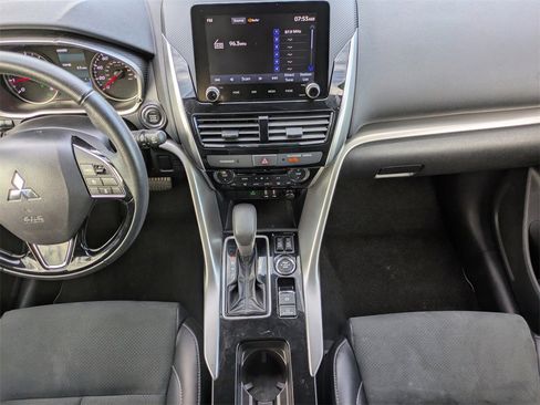 Used 2024 Mitsubishi Eclipse Cross SE image 23