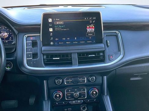 Used 2022 Chevrolet Tahoe LT w/ LT Signature Plus Package image 9