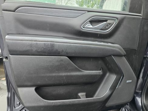 Used 2024 GMC Yukon SLT image 23