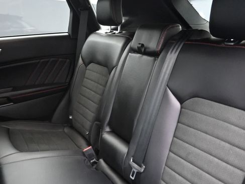 Certified 2024 Ford Edge ST-Line AWD/4WD image 29