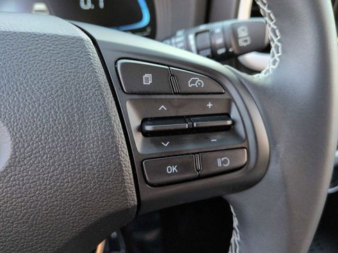 New 2025 Hyundai Venue Limited image 24