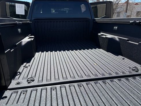 Used 2025 Toyota Tacoma TRD Sport image 17