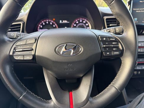 Used 2021 Hyundai Veloster 2.0 Premium FWD image 10
