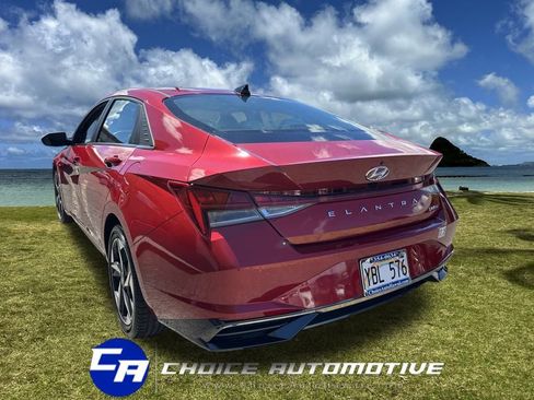 Used 2023 Hyundai Elantra Limited image 5