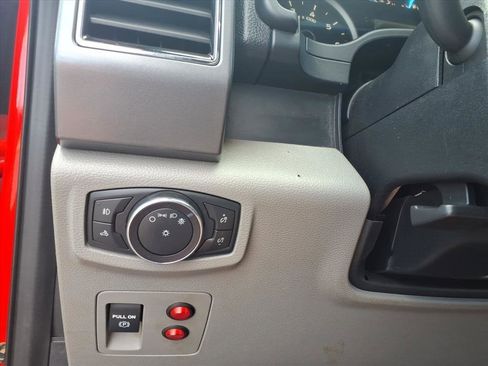 Used 2020 Ford F150 XLT w/ Trailer Tow Package image 30