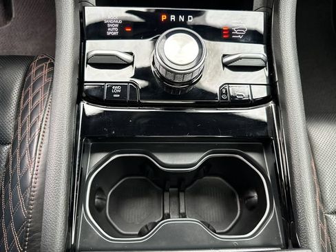 Used 2025 Jeep Grand Cherokee Summit w/ Obsidian Package AWD/4WD image 37