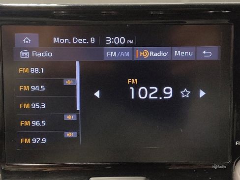 Used 2022 Kia Sorento LX image 25