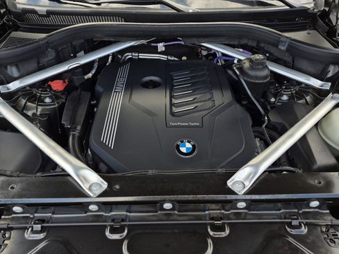 Certified 2023 BMW X5 xDrive40i w/ Premium Package image 10