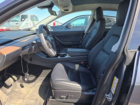 Used 2020 Tesla Model Y Long Range AWD/4WD image 3