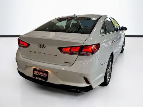Used 2018 Hyundai Sonata Limited w/ Limited Ultimate Package 03 FWD image 7