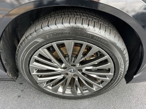 Certified 2023 Lexus RZ 450e Premium image 13