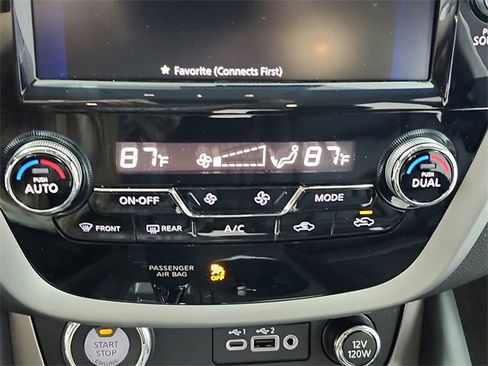 Used 2024 Nissan Murano SV w/ SV Midnight Edition Package image 31