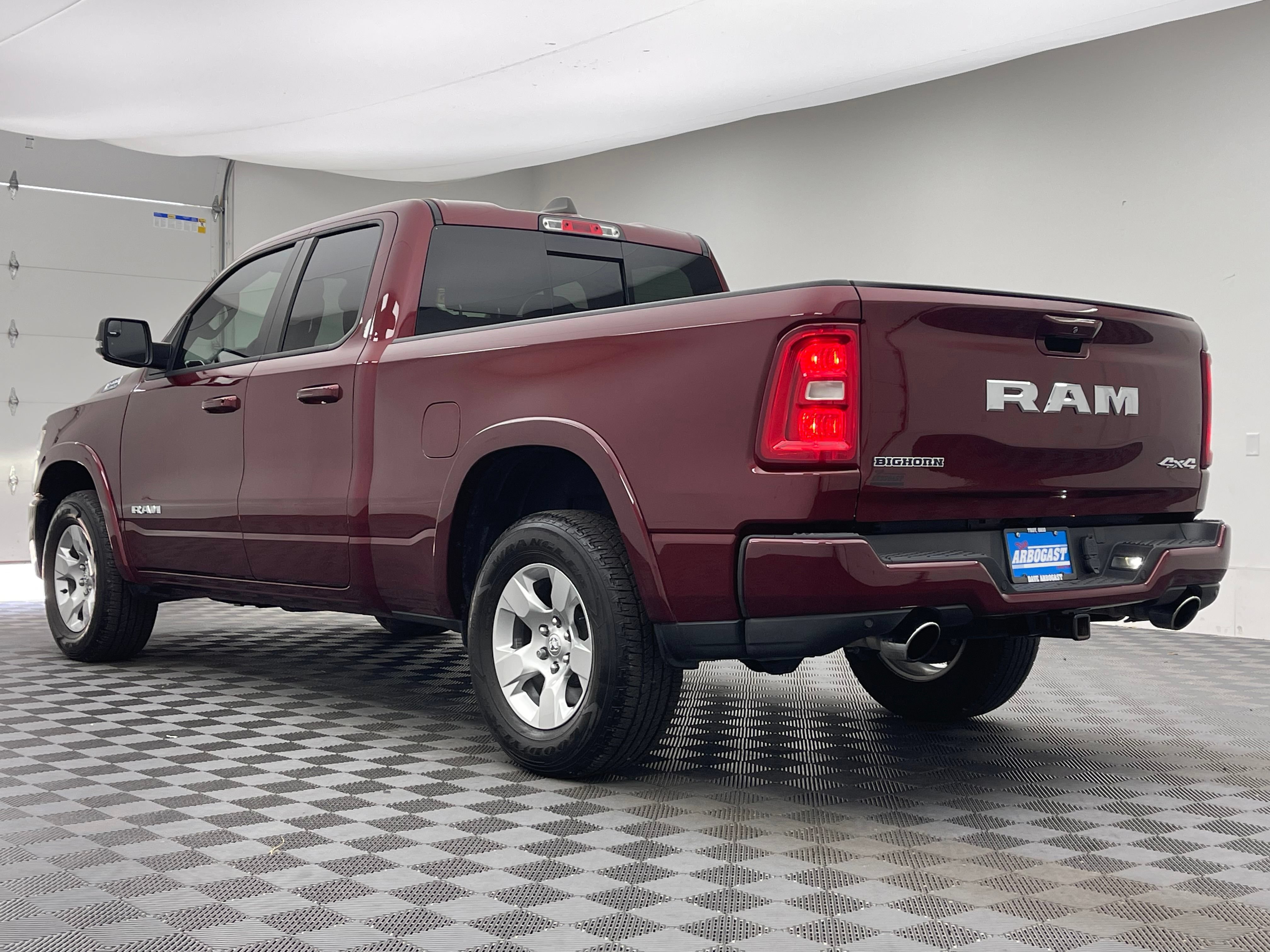Used 2025 RAM 1500 Big Horn AWD/4WD image 10