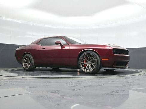 Used 2017 Dodge Challenger SRT Hellcat image 46