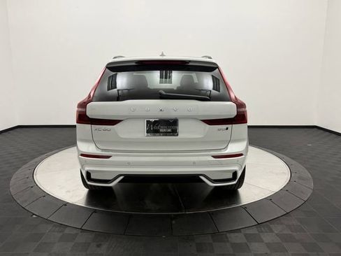 New 2026 Volvo XC60 B5 Ultra w/ Protection Package Premier AWD/4WD image 7