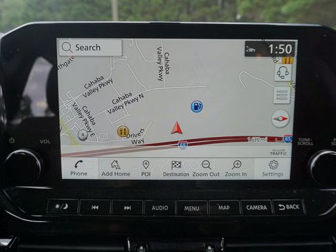 Used 2023 Nissan Pathfinder Platinum AWD/4WD image 11