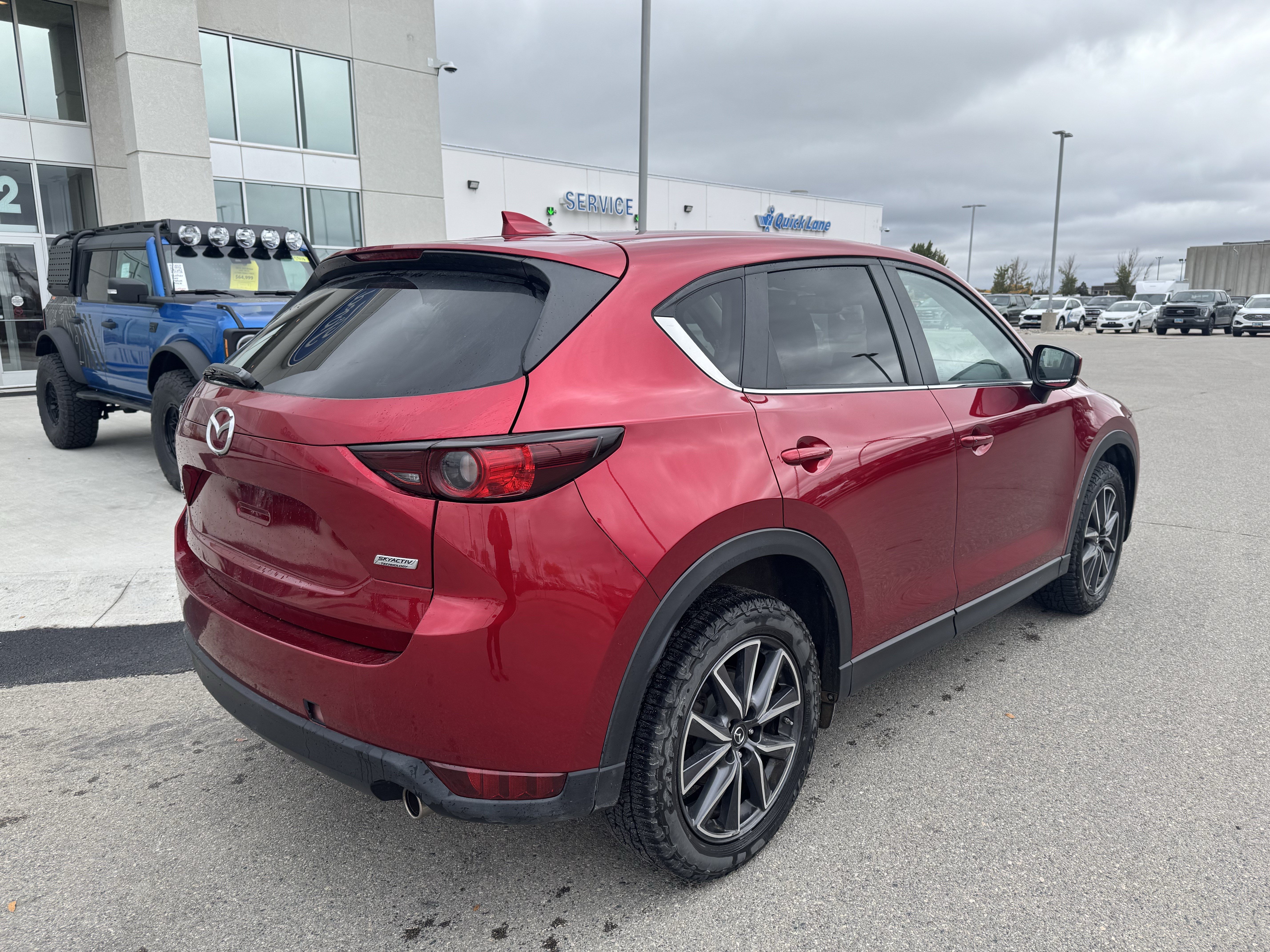 Used 2018 MAZDA CX-5 Touring w/ Preferred Equipment Package AWD/4WD image 5