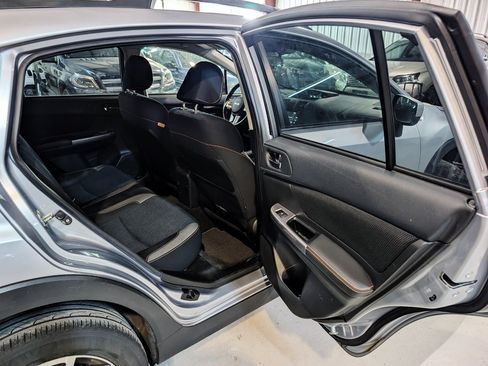 Used 2017 Subaru Crosstrek 2.0i Premium AWD/4WD image 24