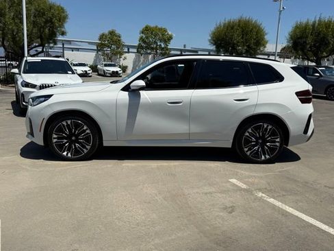 Used 2025 BMW X3 xDrive30i w/ Premium Package AWD/4WD image 13