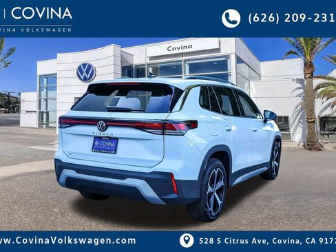 New 2026 Volkswagen Tiguan SE image 7