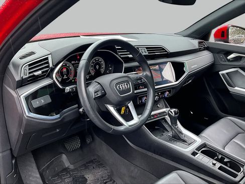 Used 2023 Audi Q3 2.0T Premium Plus w/ Premium Plus Package AWD/4WD image 31
