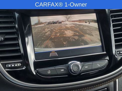 Used 2022 Chevrolet Trax LT w/ LT Convenience Package image 22
