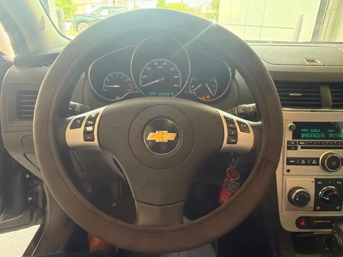 Used 2011 Chevrolet Malibu LT w/ Florida Edition Package FWD image 7
