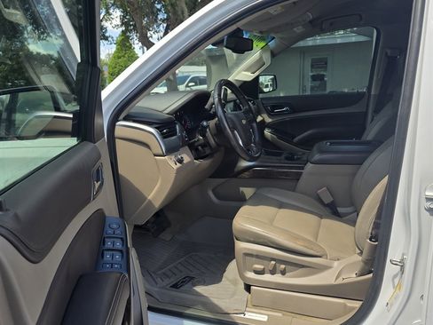 Used 2018 Chevrolet Tahoe LT RWD image 14