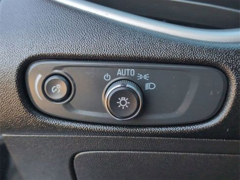 Certified 2024 Chevrolet Malibu LT image 17