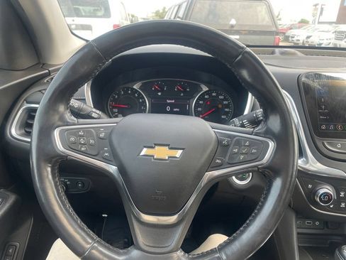 Used 2020 Chevrolet Equinox Premier AWD/4WD image 17