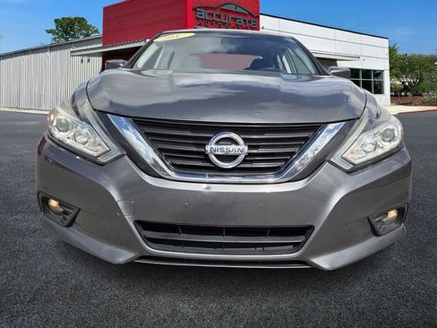 Used 2017 Nissan Altima 2.5 SV image 8