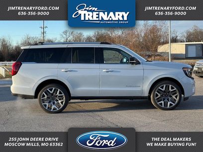 New 2026 Ford Expedition Platinum w/ Platinum Ultimate Package