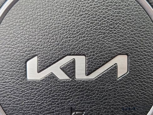 Certified 2025 Kia Sportage EX image 29