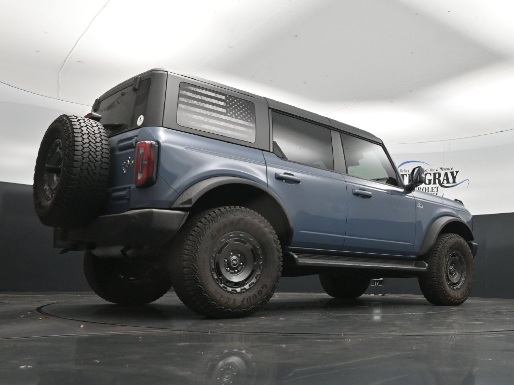 Used 2025 Ford Bronco Outer Banks w/ Sasquatch Package AWD/4WD image 32