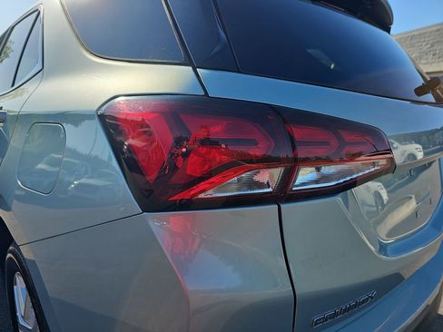 Used 2022 Chevrolet Equinox LT FWD image 37