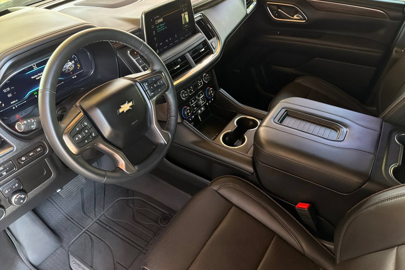 Used 2024 Chevrolet Tahoe High Country AWD/4WD image 10