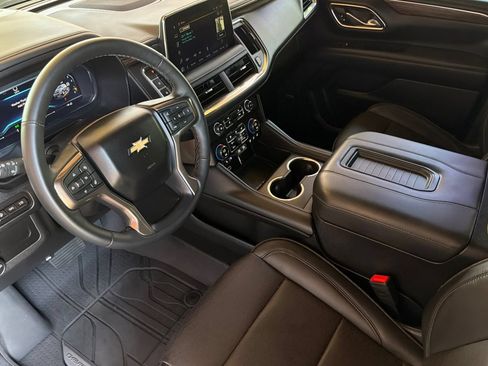 Used 2024 Chevrolet Tahoe High Country AWD/4WD image 10