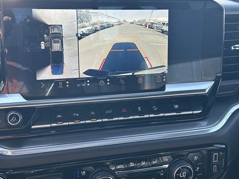 Certified 2025 Chevrolet Silverado 1500 High Country w/ Technology Package image 31