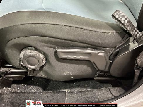 Used 2018 Jeep Wrangler Unlimited Sahara image 27