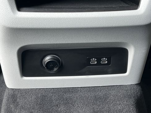 Used 2025 BMW XM image 25