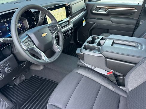 New 2026 Chevrolet Silverado 2500 LT image 10