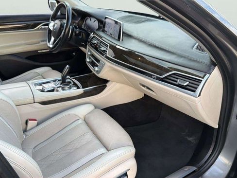 Used 2016 BMW 750i xDrive image 15